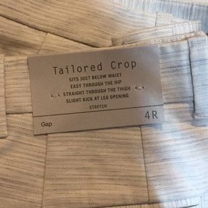 NWT crop Gap pant